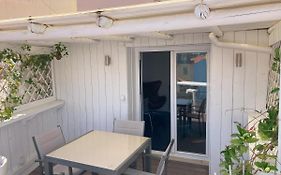 Lisbon Fabulous T2 Apartment With Balcony In Rossio Lisbon